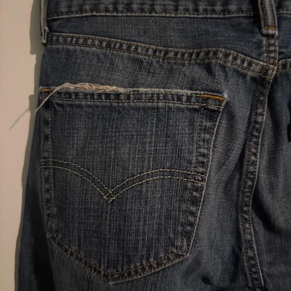Levis straight essential sturdy
